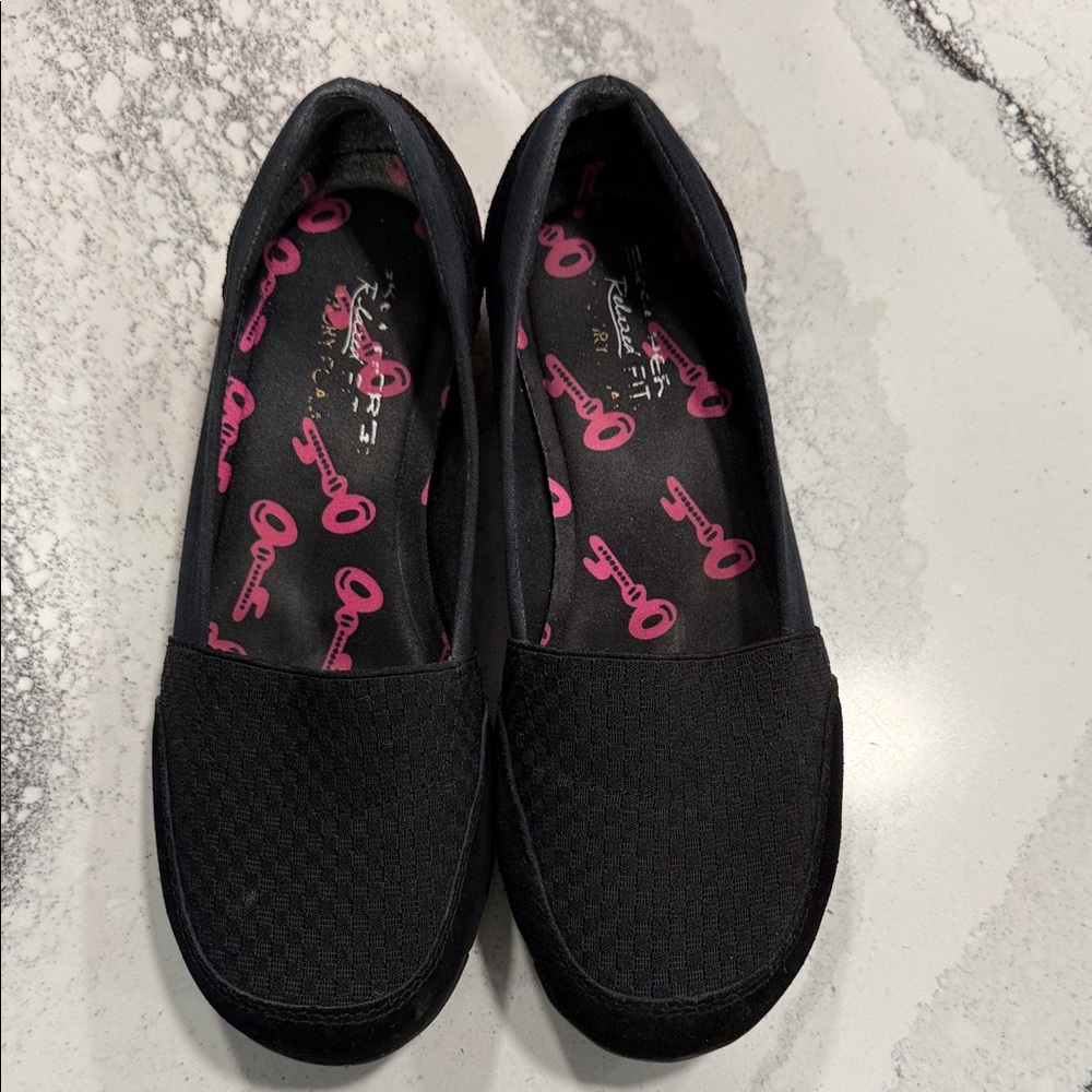 Skechers Black Women's Slip-On Flats